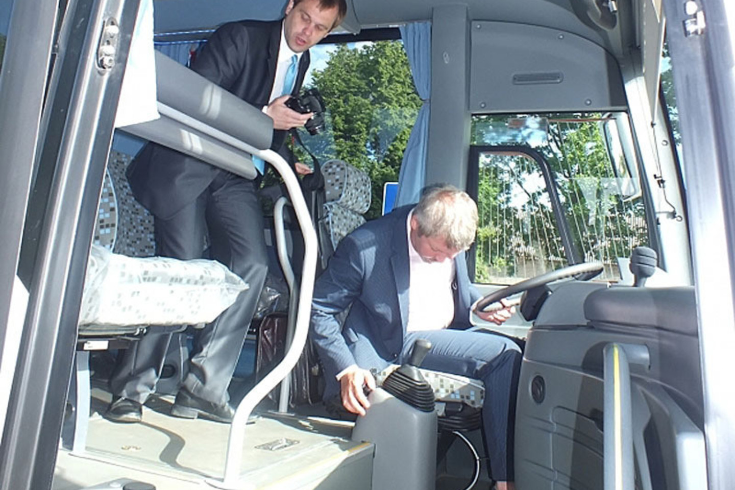 Rokiškio merui – teismo kirtis: už autobuso vairavimą teks mokėti 361 euro baudą.