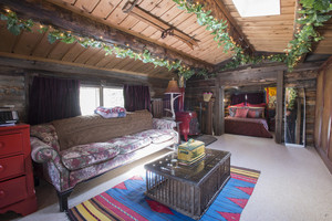 A. Banderas ir M. Griffith parduoda kerinčiai jaukią trobelę