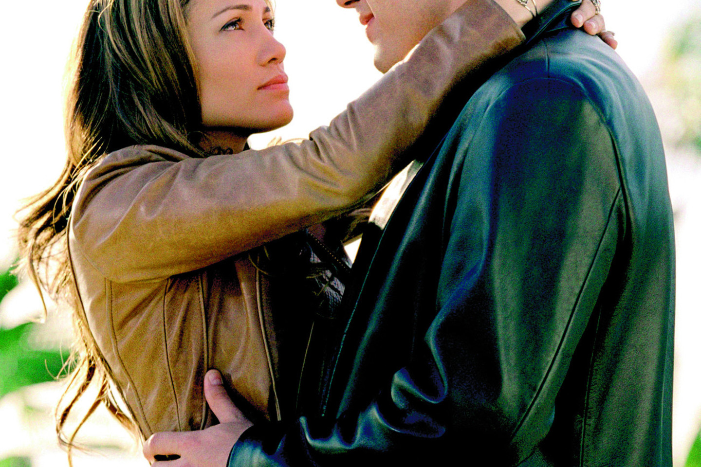 B.Affleckas ir J.Lopez kritikų išpeiktoje romantinėje dramoje „Džiglis“. Gyvenime jie taip pat buvo pora.