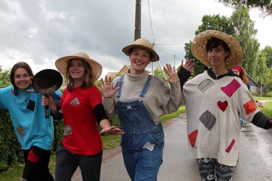 Žagarės vyšnių festivalis: vyšnios, kaliausės ir gera muzika