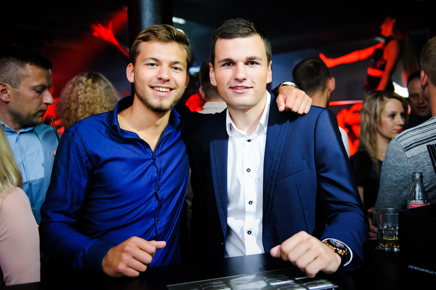 Kauno klube iki paryčių šėlo kauniečiai ir miesto svečiai.<br>I.Jonelytės nuotr.