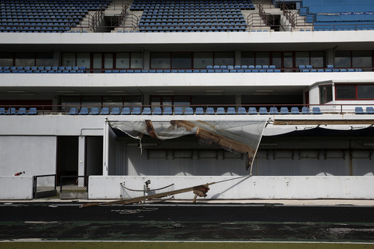 Atėnų olimpiados sporto objektai – itin blogos būklės ir nenaudojami.<br>APF nuotr.