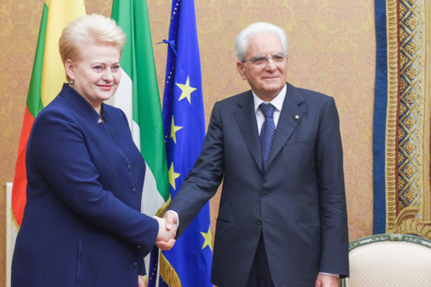 D.Grybauskaitė antradienį Romoje su Italijos prezidentu Sergio Mattarella aptarė Europos saugumui kylančias grėsmes ir migracijos politiką.