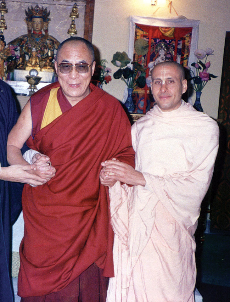 Radhanathas Swami ne kartą yra susitikęs su Dalai Lama.<br>Asmeninio albumo nuotr.