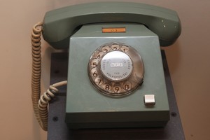 Skundikų armijos narių buvo abipus Berlyno sienos