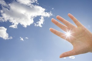 Kokią ateitį pranašauja rankos, delno linijos ir veido raukšlės