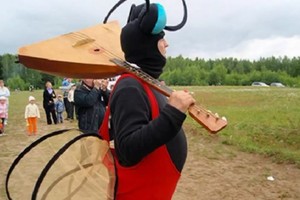 Rusijos kaimas savaitgalį linksminsis uodų festivalyje