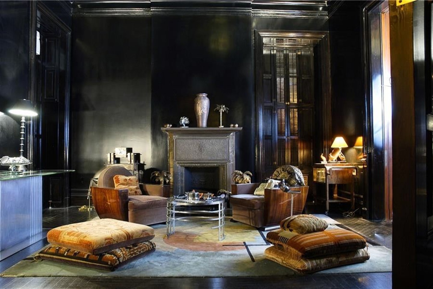 Paslaptimi apgaubti J.Lennono apartamentai vėl ant prekystalio