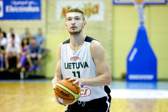 Lietuvos jaunimas Europos čempionate pralaimėjo ir latviams