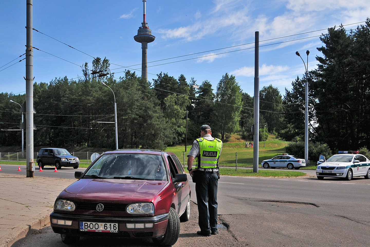 Šio „VW Golf“ vairuotojas jau trečią kartą prie vairo įkliuvo be vairuotojo pažymėjimo.