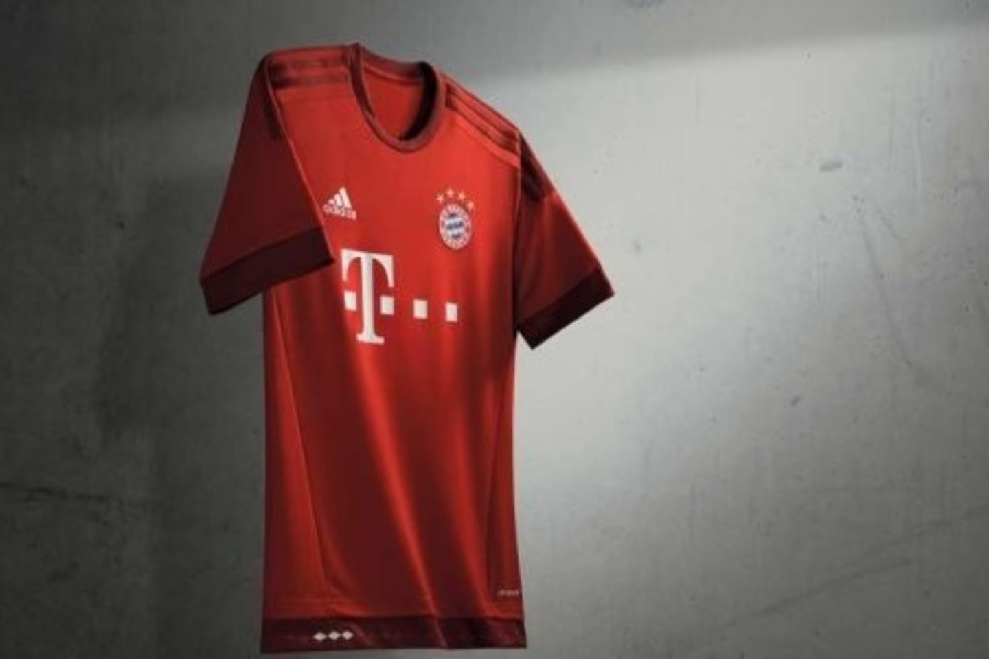 Miuncheno „Bayern“ marškinėliai.