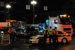 Nuo Žaliojo tilto nukeltos paskutinės sovietinės skulptūros