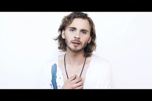 Pamatykite: į popsceną žengia „Chorų karų“ dalyvis D. Blanka