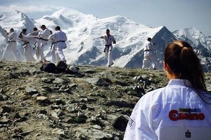 Pasirengimą pasaulio čempionatui Japonijoje pradėjo Šveicarijoje