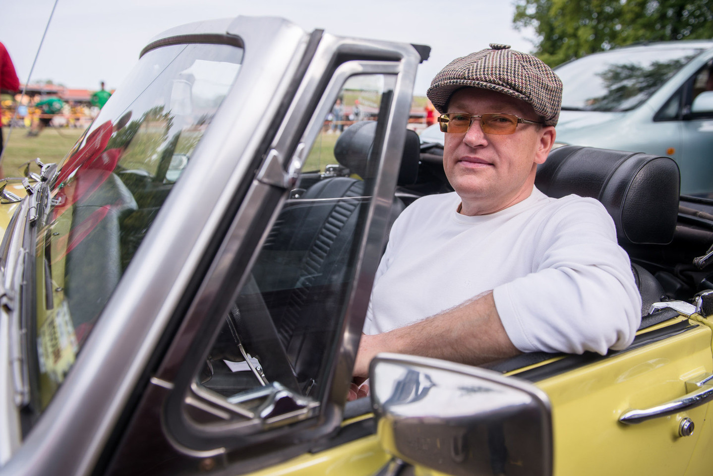 Klaipėdoje Jūros šventės metu surengto senovinių automobilių parado akimirkos.<br>J.Stacevičiaus nuotr.