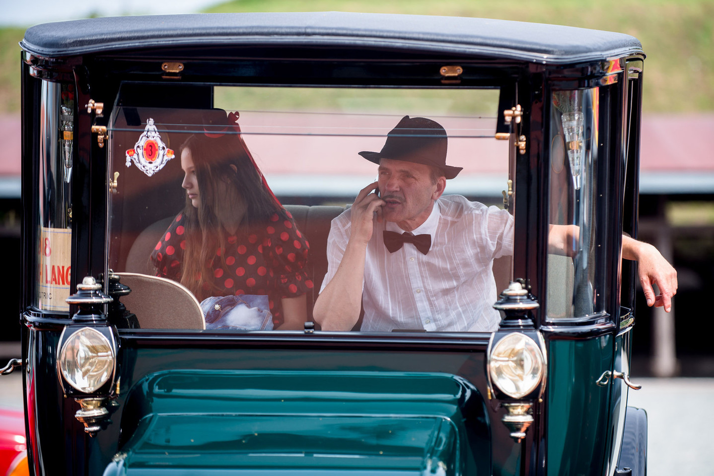 Klaipėdoje Jūros šventės metu surengto senovinių automobilių parado akimirkos.<br>J.Stacevičiaus nuotr.
