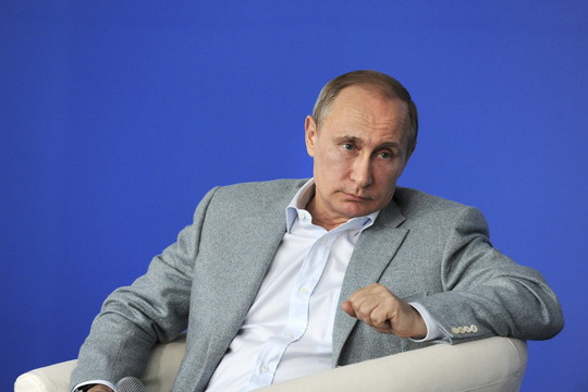 V.Putinas „problemų turintiems lietuviams“ siūlo vykti į Rusiją