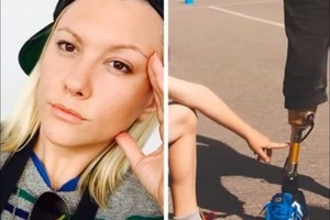 Pasinaudojusi tamponu mergina liko be kojos