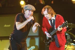 Matėme savo akimis: minia lietuvių šėlo su roko legendomis AC/DC