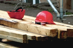 Renovuojamų namų statybų aikštelėse sukiosis graikai?