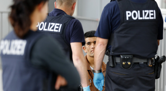 Vokietija nebesugeba suteikti prieglobsčio visiems migrantams.<br>„AP“ nuotr.