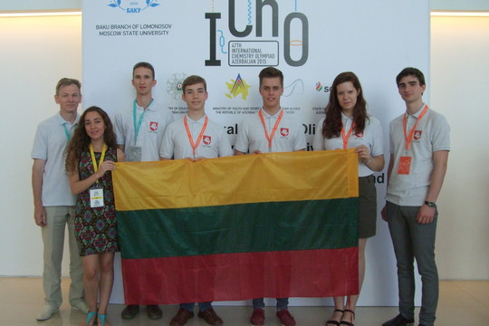 Chemijos olimpiadoje Baku lietuviai pelnė auksą ir bronzą