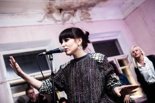 Pamatykite: dainininkė Monika Liu pristato pirmąjį savo klipą