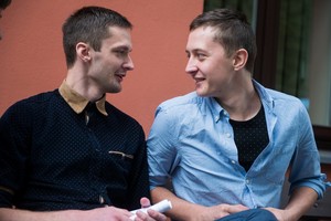 Daina „Šėtone, prašau“ ir iškėlė, ir nubloškė į teisiamųjų suolą