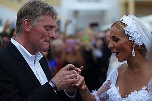 Vestuvės apnuogino V. Putino atstovo spaudai turtus