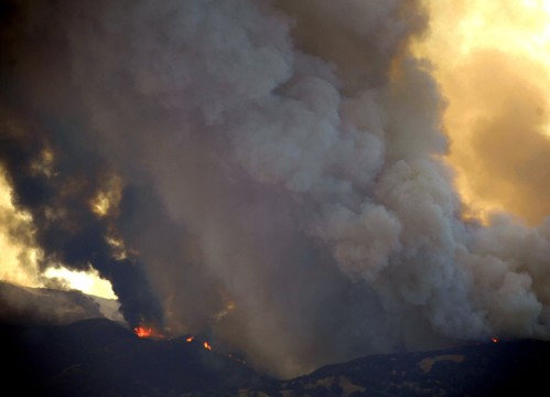 Gaisrai išdegino didžiulius žemės plotus.<br>AP nuotr.