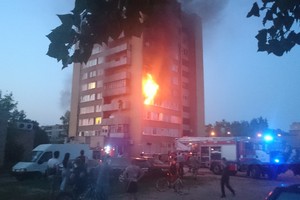 Žirmūnuose liepsnojo daugiabutis, pirmi į pagalbą puolė kaimynai