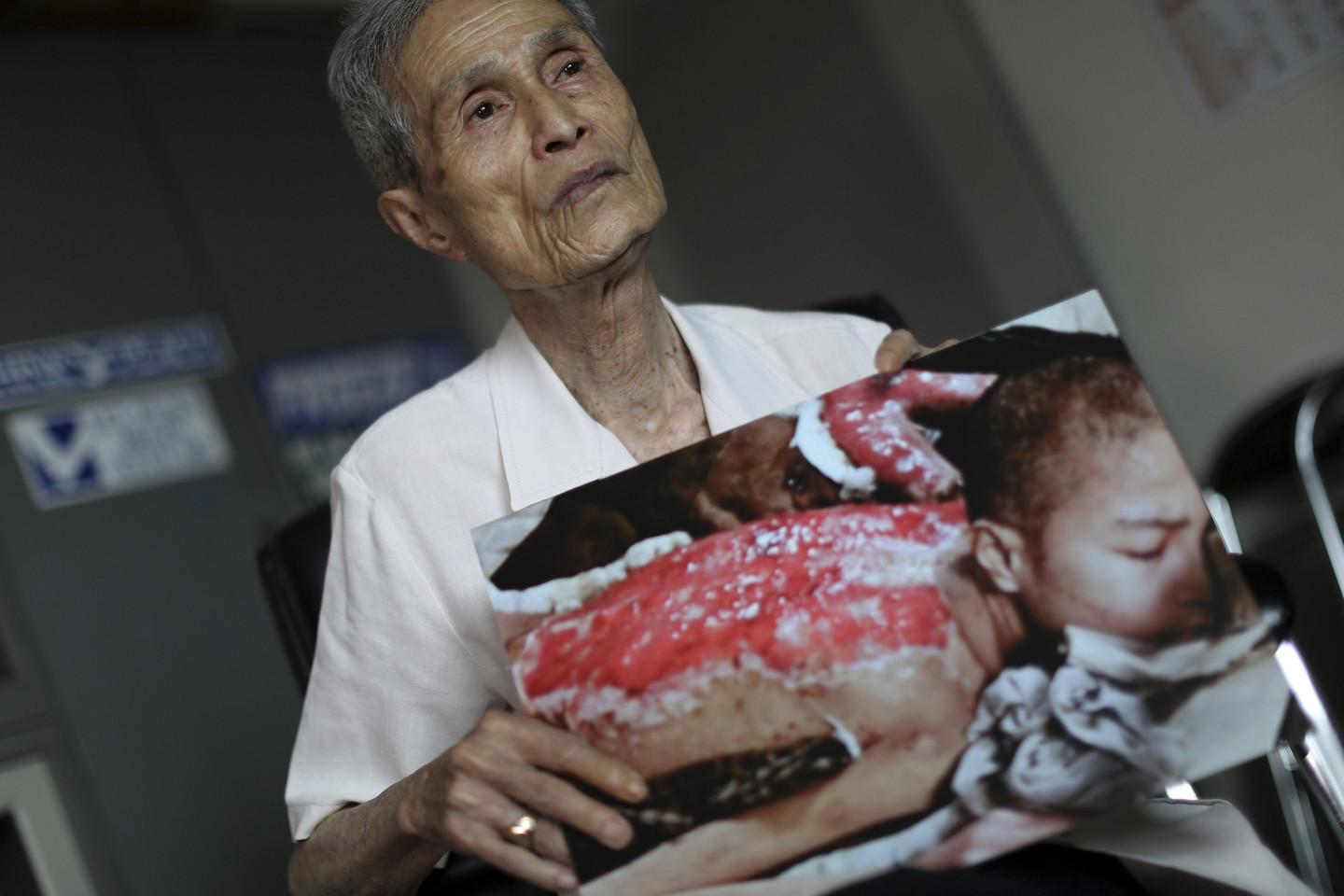 Japonas parodė, kokius randus jam paliko atominė Nagasakio ugnis.<br>AP nuotr.