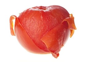 Neišmeskite pomidorų odelių – štai kur jos pravers