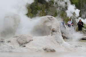 Jeloustouno išsiveržimas: 90 tūkst. žuvusių ir branduolinė žiema