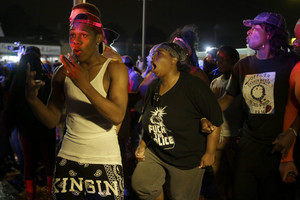 Per juodaodžio paauglio žūties metines Fergusone aidėjo šūviai