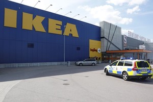 Švedija stiprina saugumą pabėgėlių stovyklose ir centruose