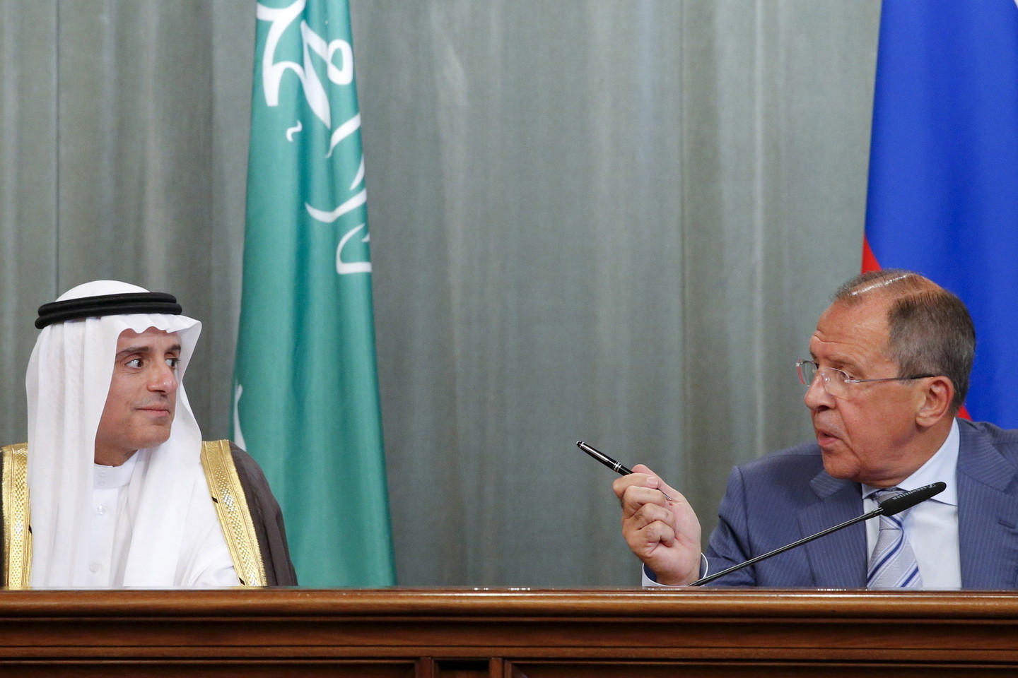 S.Lavrovas per susitikimą su Saudo Arabijos užsienio reikalų ministru nesusilaikė ir nusikeikė.