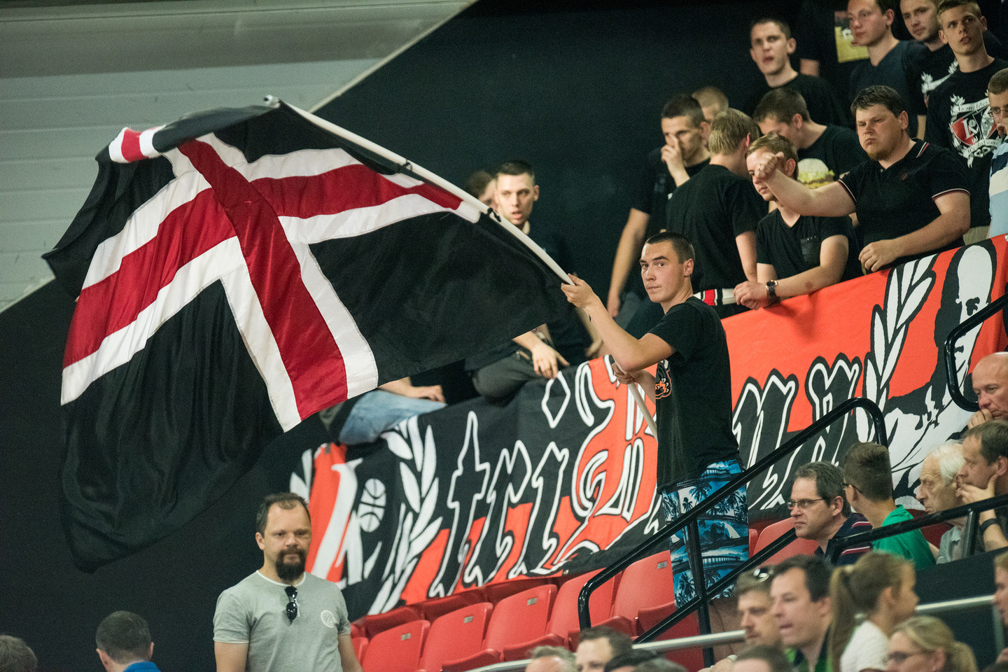 „Lietuvos rytas“ pradėjo prekiauti artėjančio sezono abonementais.