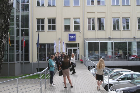 Investuos į senelių globą? Yra ir toks sumanymas