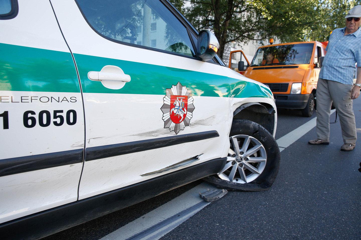 Vilniuje į avariją pateko policijos automobilis.
