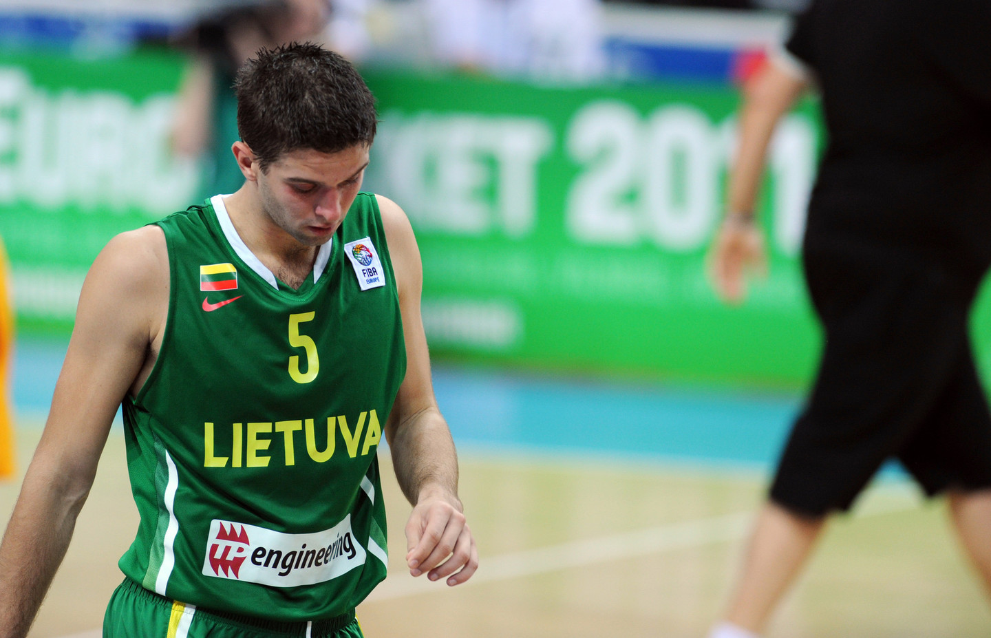 2011 metų Lietuvos rinktinės žaidėjų reakcija į pralaimėjimą.<br>G.Šiupario nuotr.