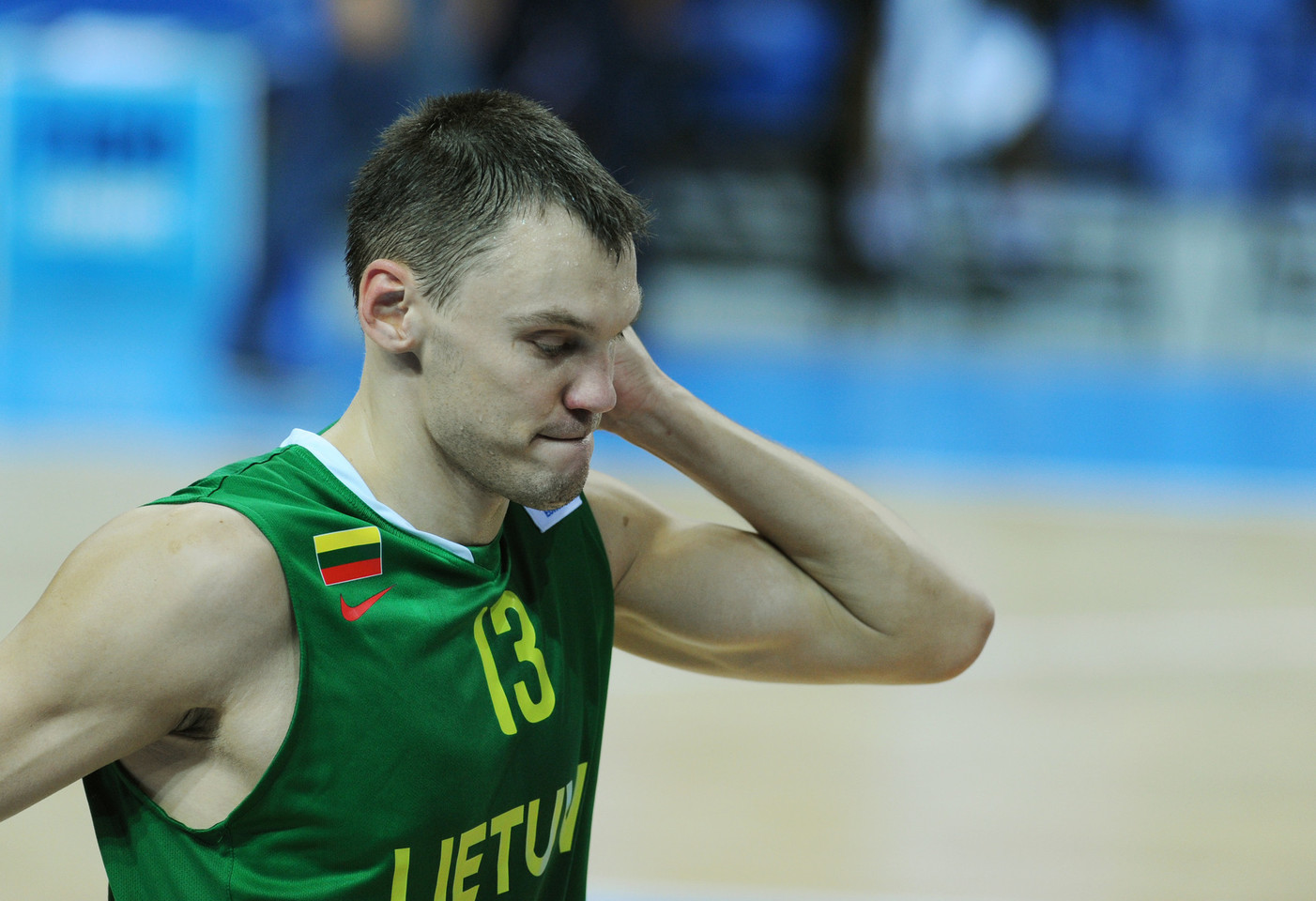 2011 metų Lietuvos rinktinės žaidėjų reakcija į pralaimėjimą.<br>G.Šiupario nuotr.