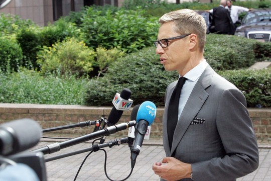 Suomijos finansų ministro namus užpuolė vandalai
