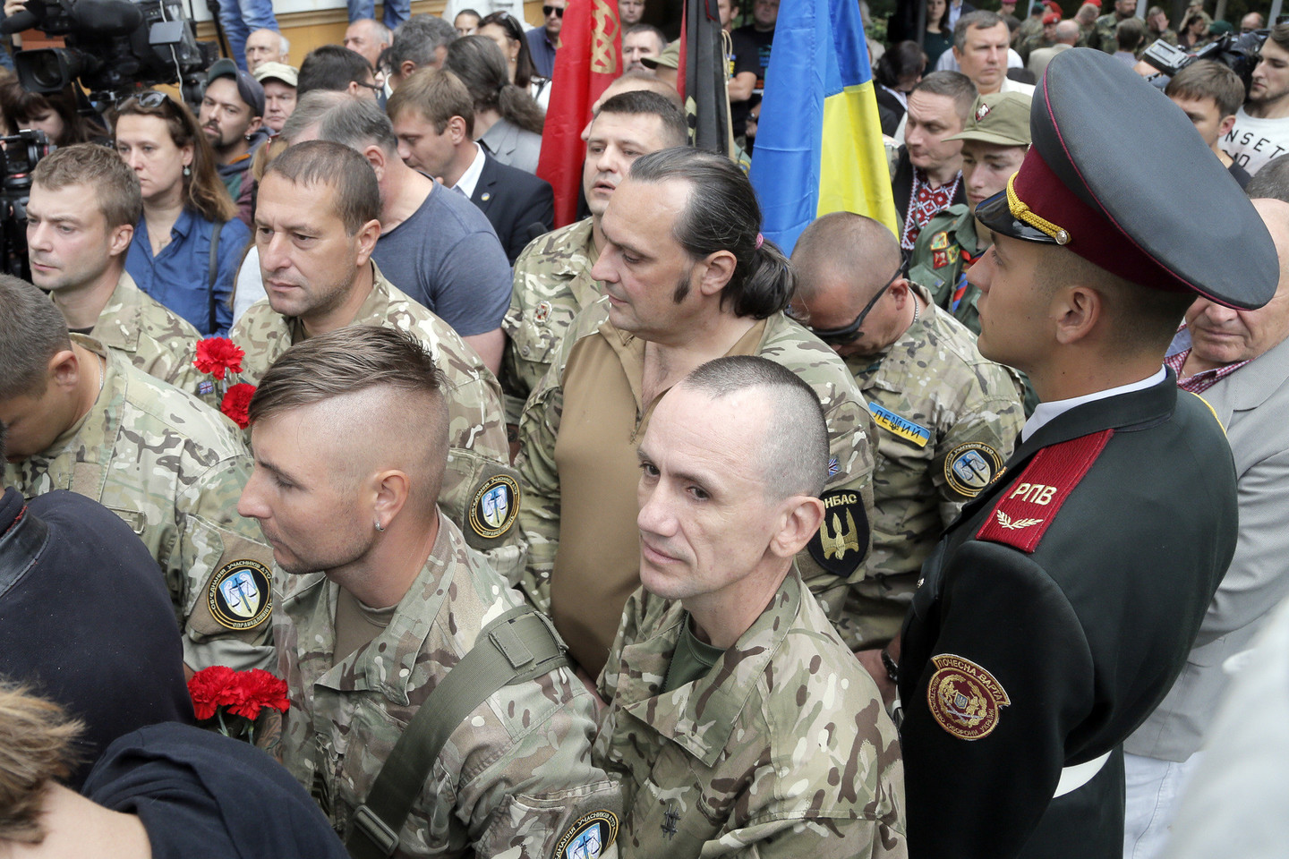 Keturi Ukrainos kariai žuvo, dar 14 buvo sužeisti per pastarąją parą vykusius mūšius su prorusiškais separatistais.