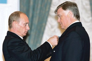 Vladimiro Putino draugų ratas mažėja