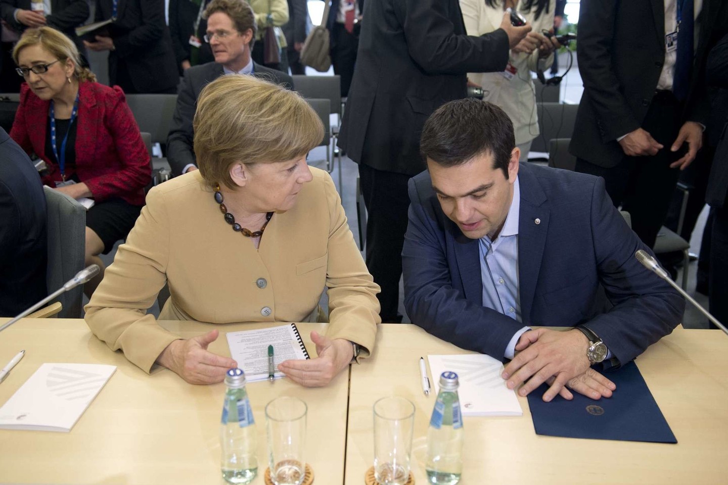 A.Tsipras dažnai ietis suremdavo su Vokietijos kanclere Angela Merkel.<br>AFP/“Scanpix“ nuotr.
