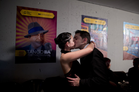 Argentinos sostinė gyvena tango ritmu.<br>AP nuotr.