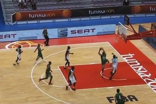 Afrikos čempionate – dėjimas, po kurio neatlaikė konstrukcijos