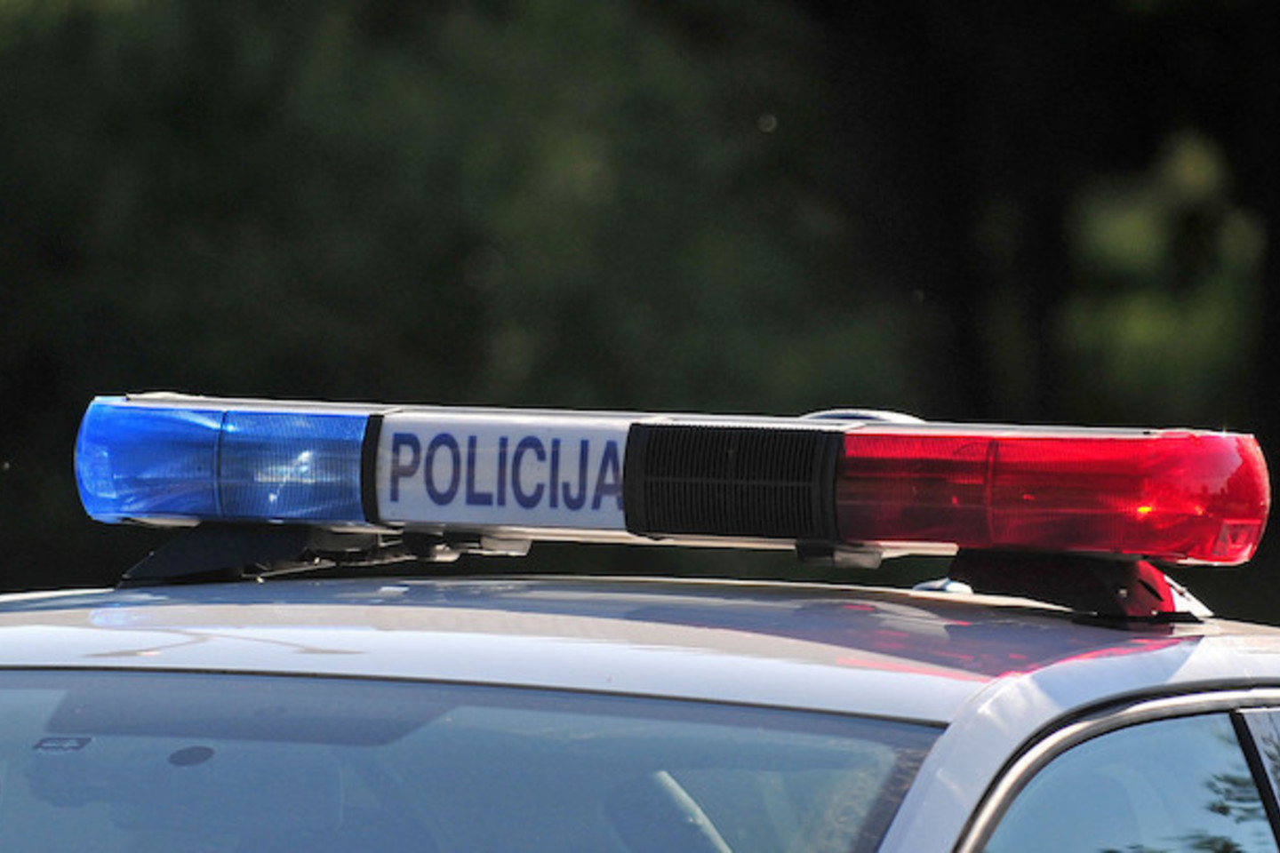 Policija intensyviai ieško Lazdijų rajone penktadienį pagrobto vyro, bet jo pėdsakų aptikti nepavyksta.