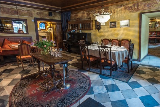 Degtindariai reikalavo prabangaus restorano bankroto
